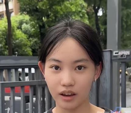 丽江耍女娃