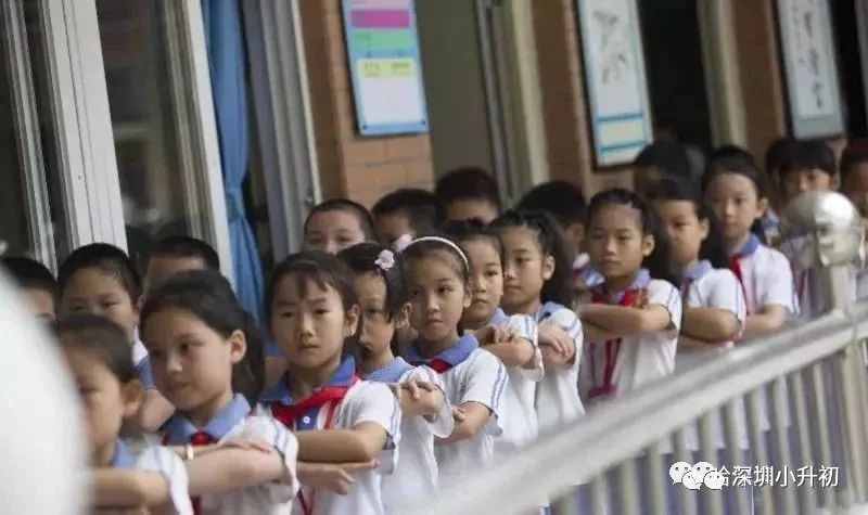 丽江若何找左近的学生