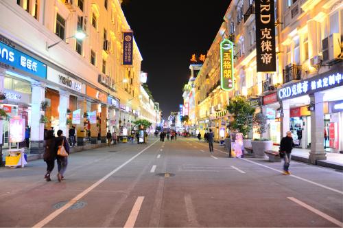 丽江粉灯一条街在哪