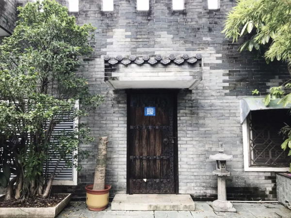 深圳火车站后面的小巷子