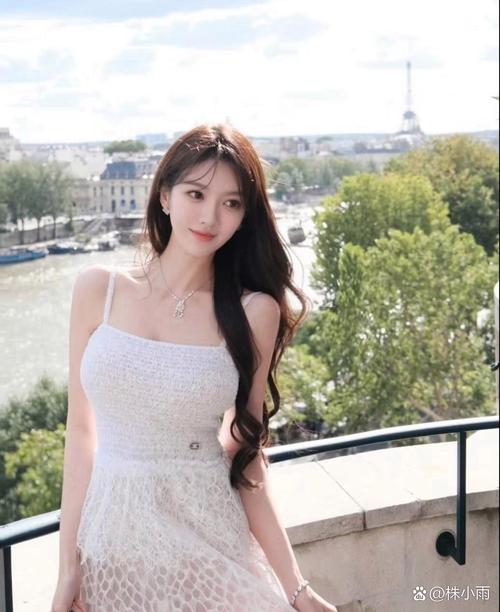 丽江500一晚的女的算贵吗