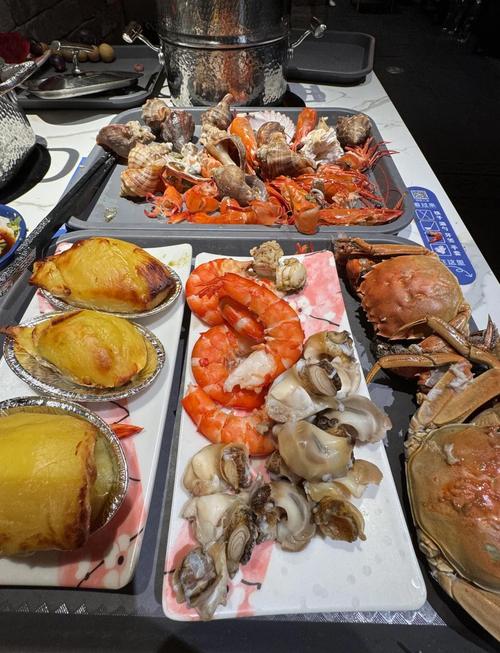 丽江左近人300块钱一晚上