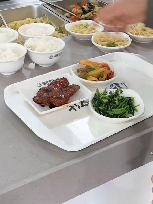 上海800元快餐贵不贵