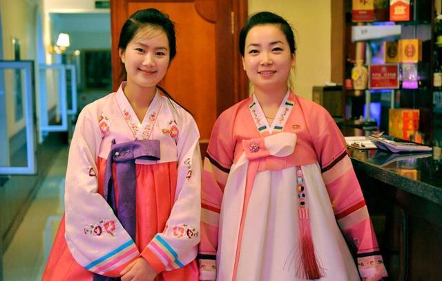上海美女服务生