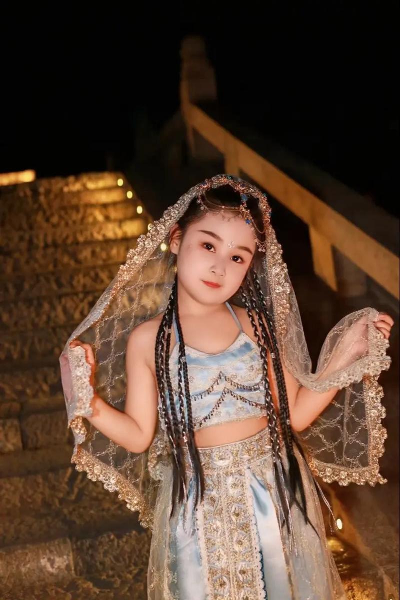 荆门耍女娃