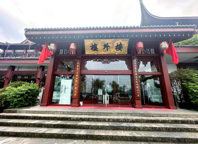 荆门此刻没有玩快餐的处所