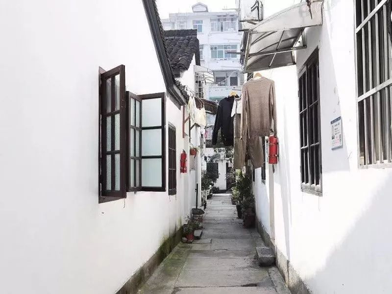 杭州火车站后面小巷子叫什么