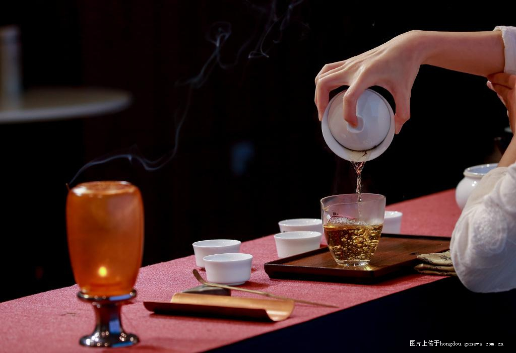 武汉品茶自带工作室加v靠谱吗