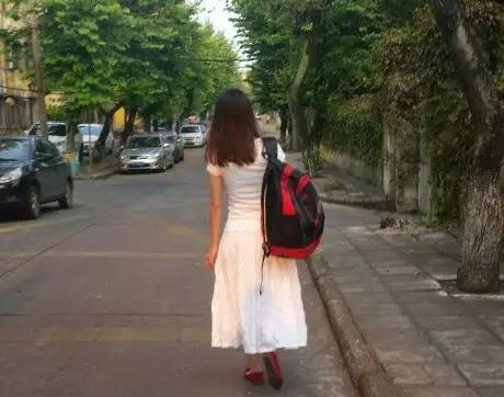 武汉找个女人100米过夜