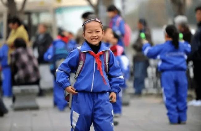 北京初中生一幼时50元约幼孩