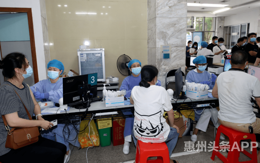 北京大学边约什么新记号