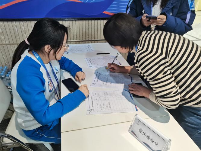 北京大学城找学生服务