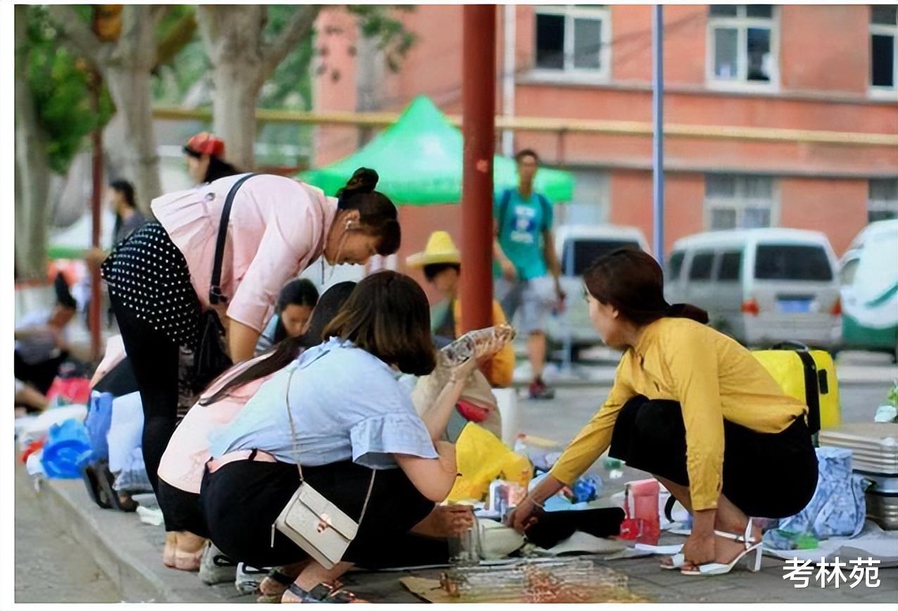 北京怎么在大学学堂旁边找卖的女生