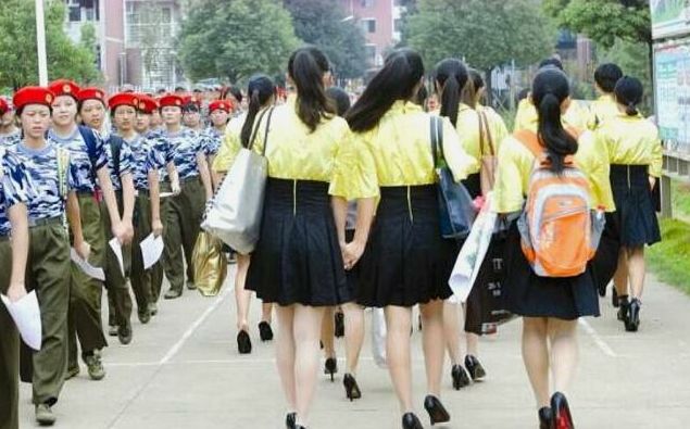 北京怎么找到学堂里接活的女生
