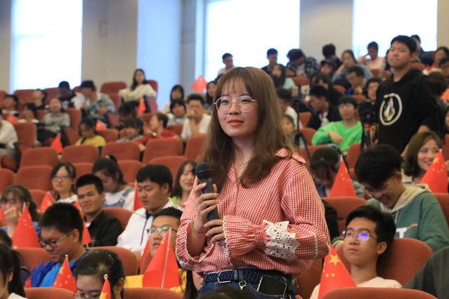 沈阳约大学生